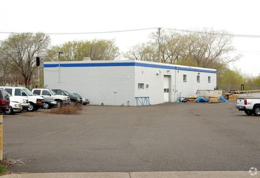 315 N Pierce St, Saint Paul, MN à vendre - Photo du bâtiment - Image 2 de 3