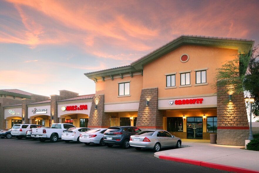 E Guadalupe Rd, Gilbert, AZ for lease - Building Photo - Image 3 of 7