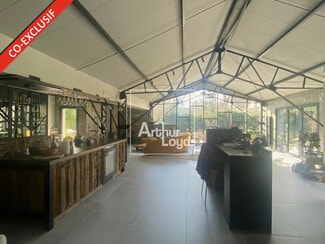 Plus de détails pour Bureau à vendre