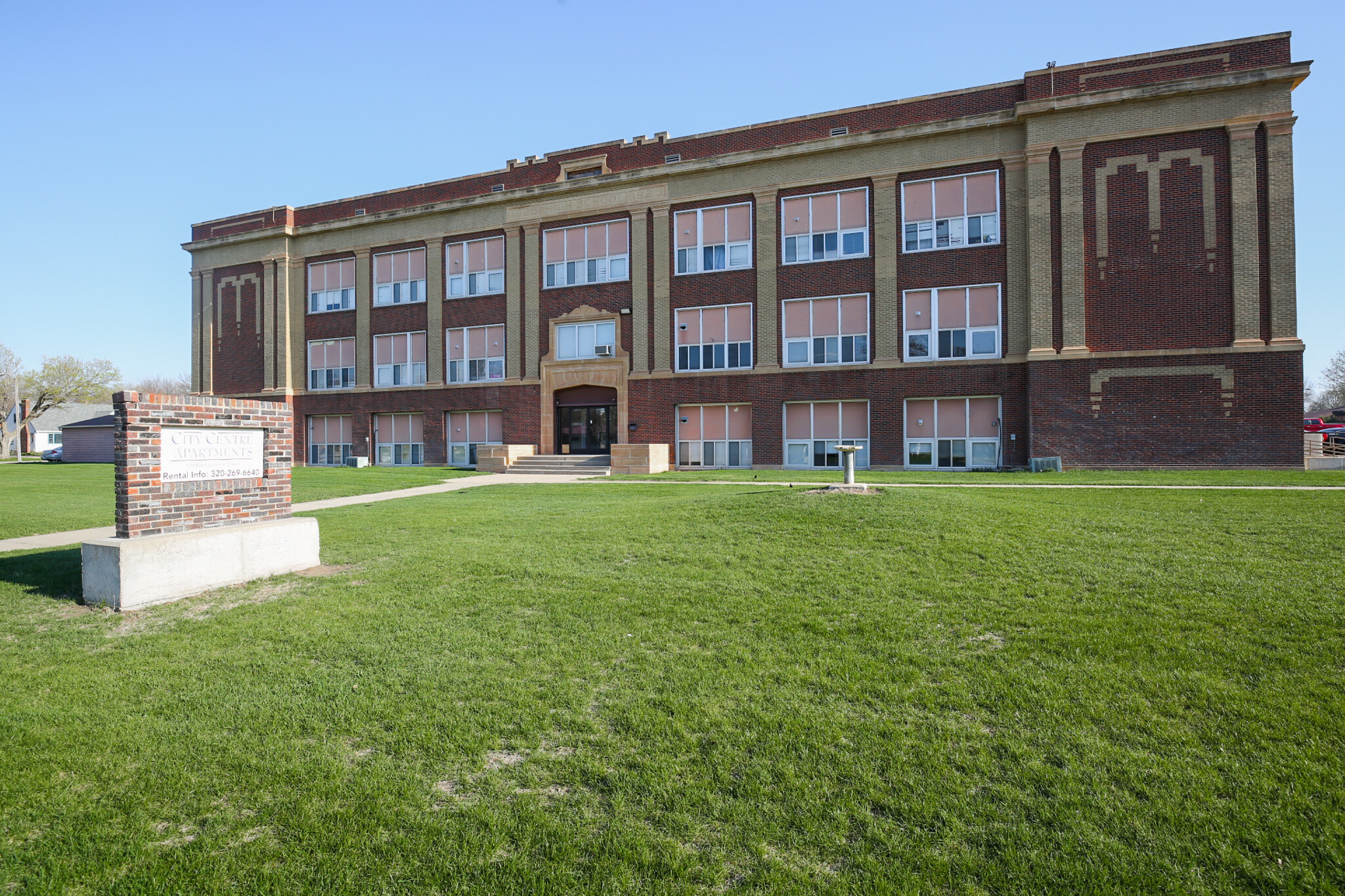 109 E Luverne St, Luverne, MN for sale Building Photo- Image 1 of 40