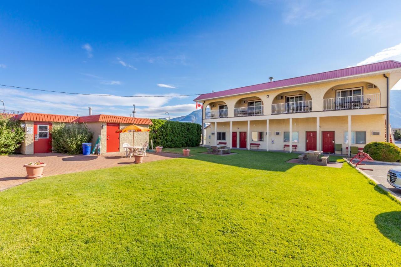 9913 Highway 3, Osoyoos, BC for sale Primary Photo- Image 1 of 1