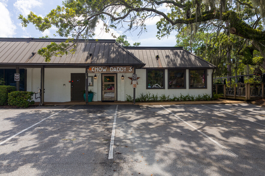 14 Executive Park Rd, Hilton Head, SC à vendre - Photo du bâtiment - Image 1 de 1