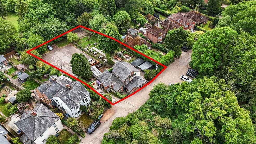 The Cmn, High Wycombe for sale - Aerial - Image 2 of 6