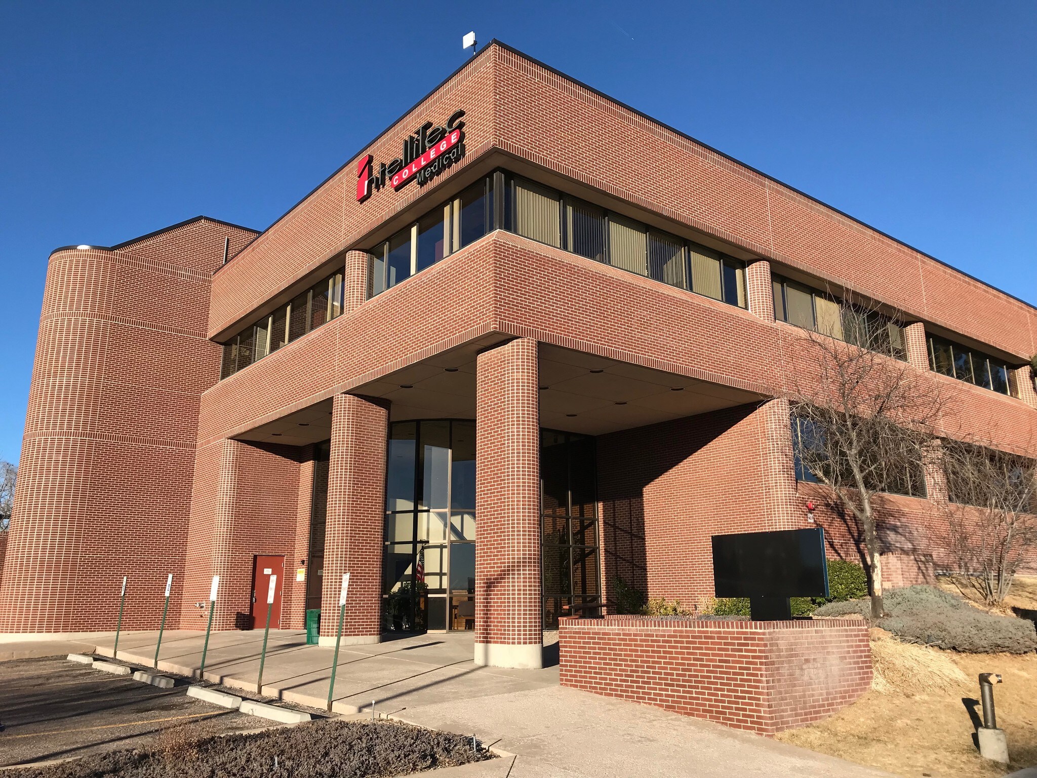 2504 E Pikes Peak Ave, Colorado Springs, CO for sale Primary Photo- Image 1 of 26