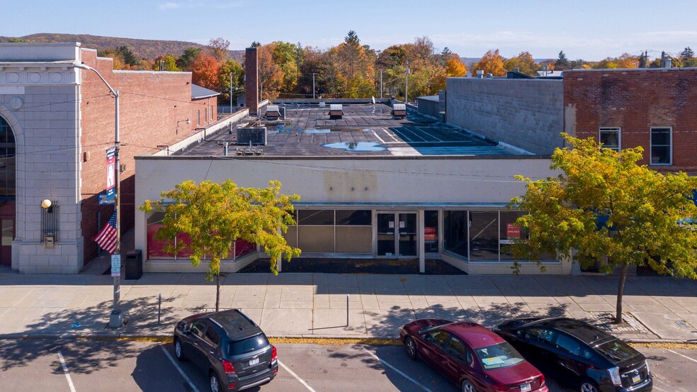 36 Liberty St, Bath, NY for sale - Building Photo - Image 1 of 58