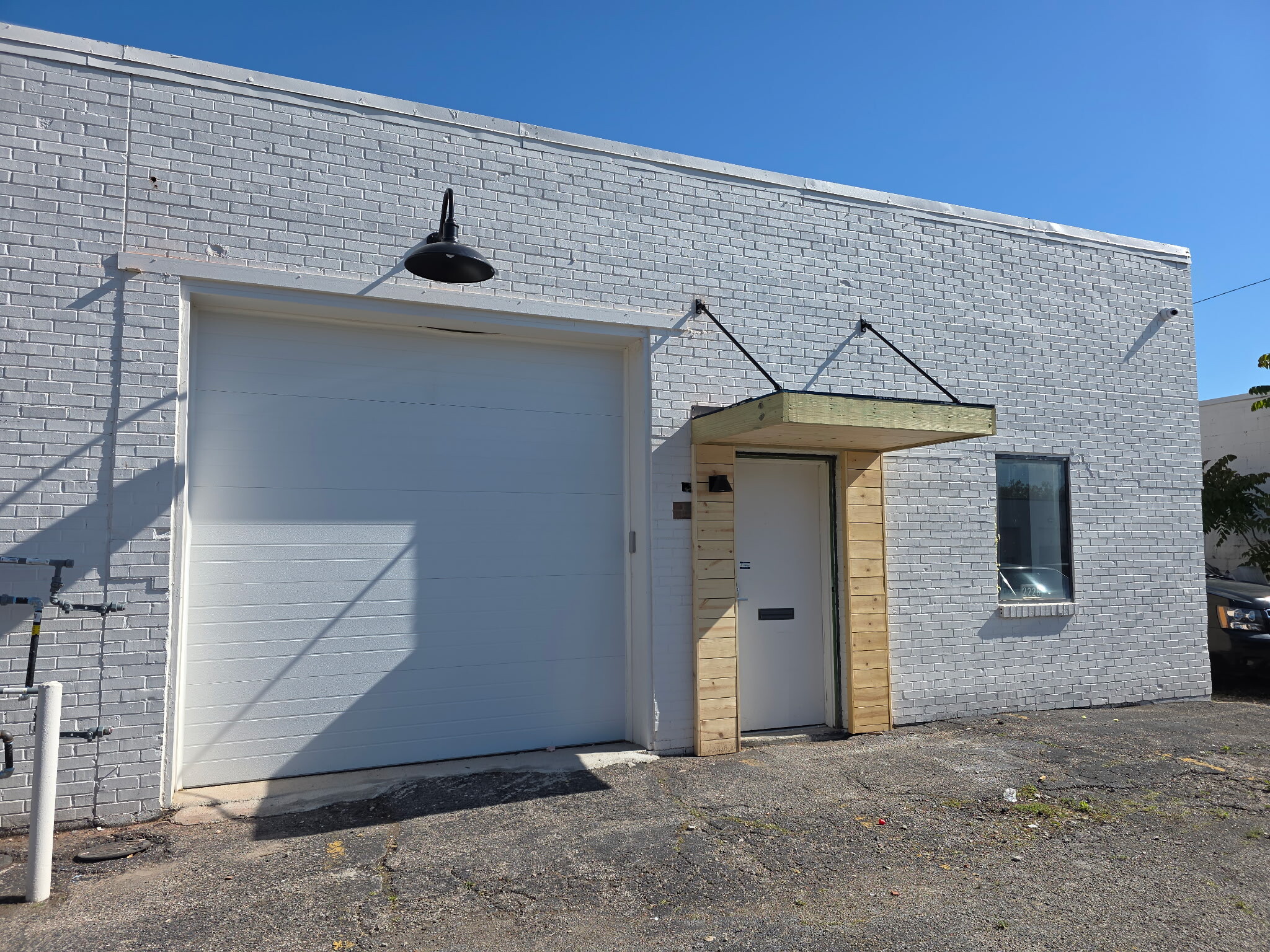 2214-2228 E 44th St, Indianapolis, IN for lease Primary Photo- Image 1 of 12