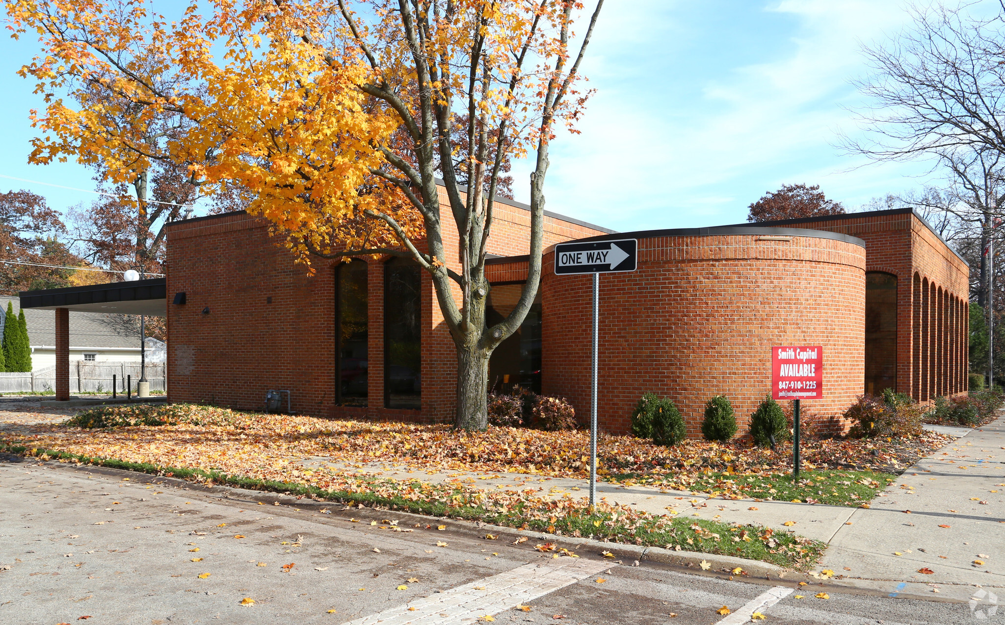 120 E Scranton Rd, Lake Bluff, IL for sale Building Photo- Image 1 of 6