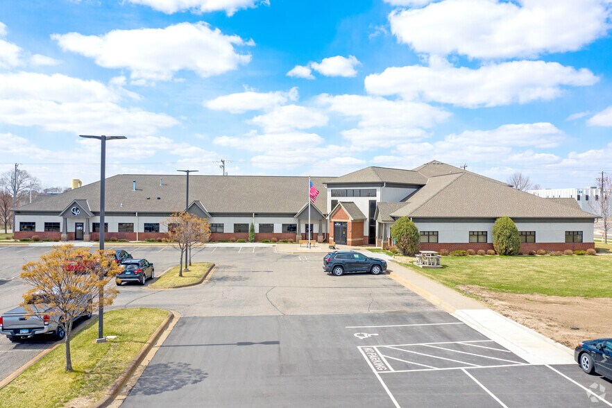 9766 Fallon Ave NE, Monticello, MN for lease - Building Photo - Image 2 of 3