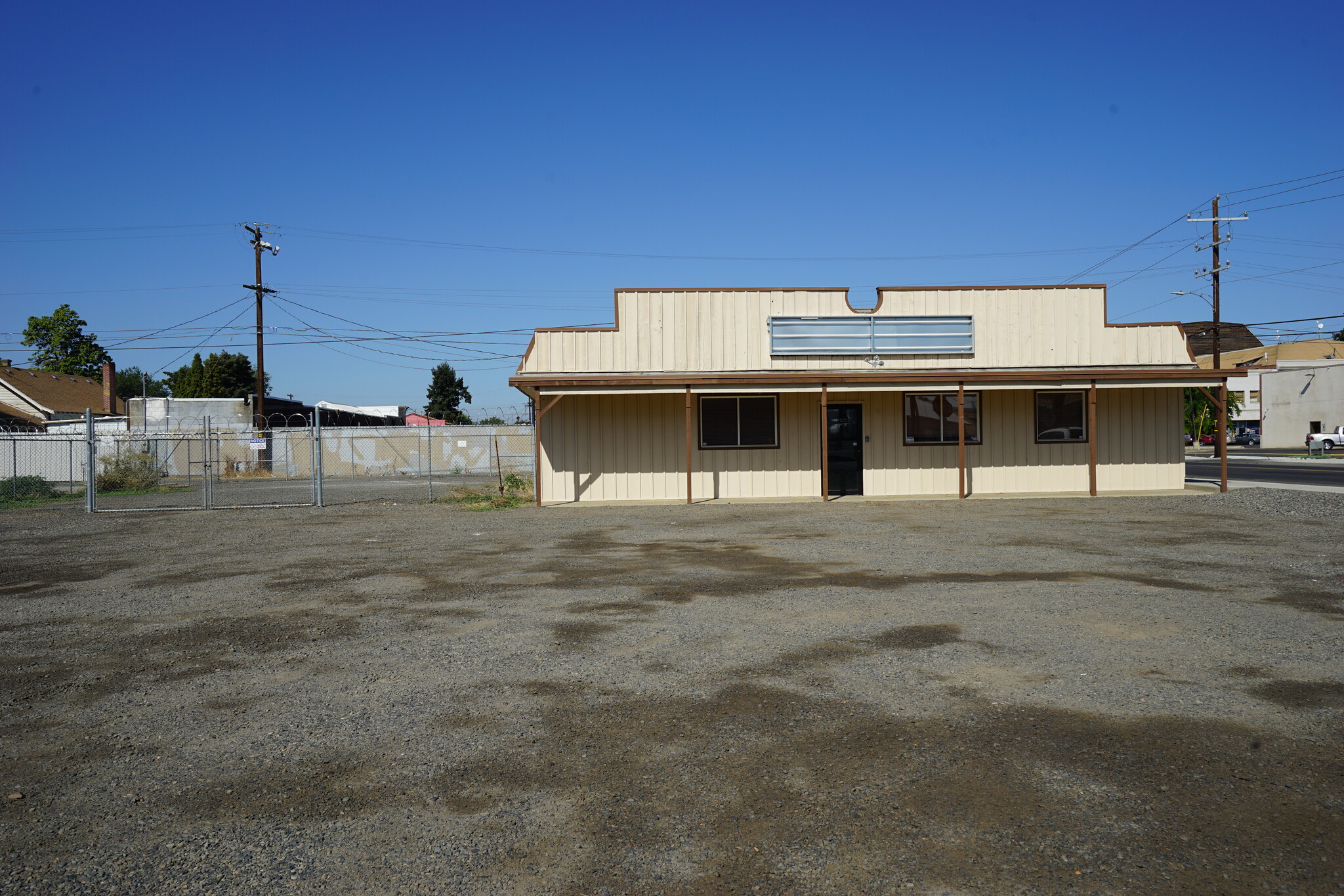 6 W 2nd Ave, Toppenish, WA for sale Building Photo- Image 1 of 1