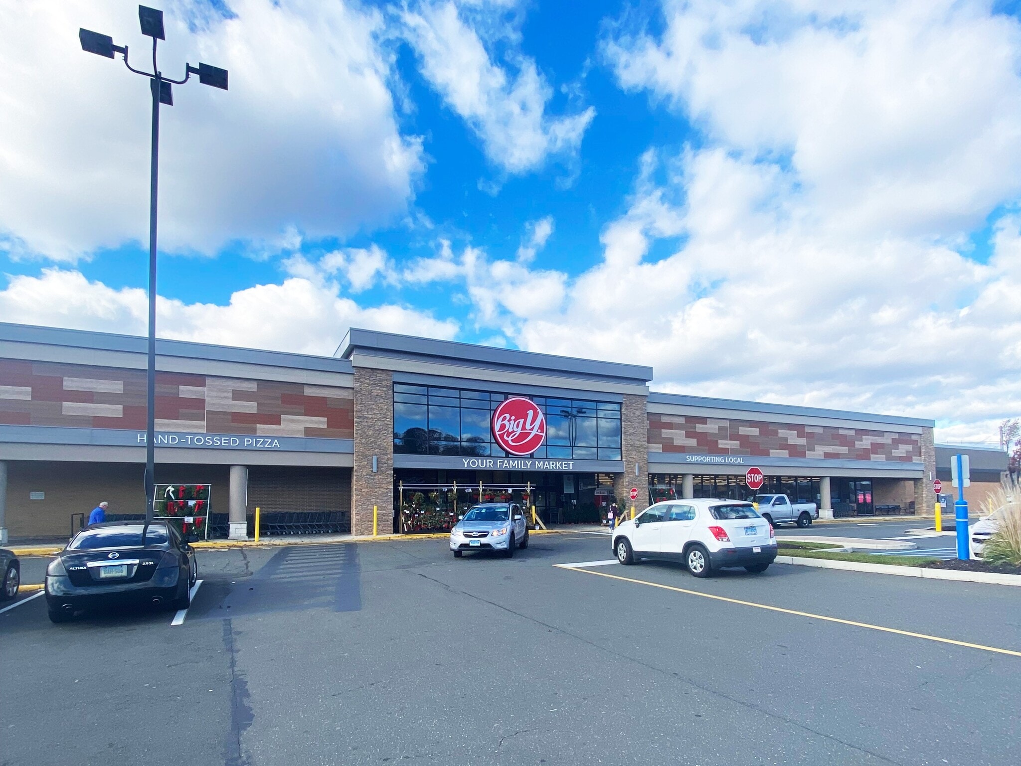 1060 W Main St, Branford, CT for lease Primary Photo- Image 1 of 7