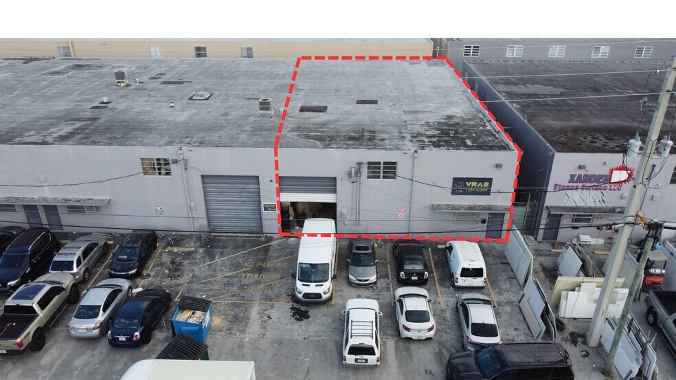 733-757 W 26th St, Hialeah, FL à louer - Photo du bâtiment - Image 3 de 13