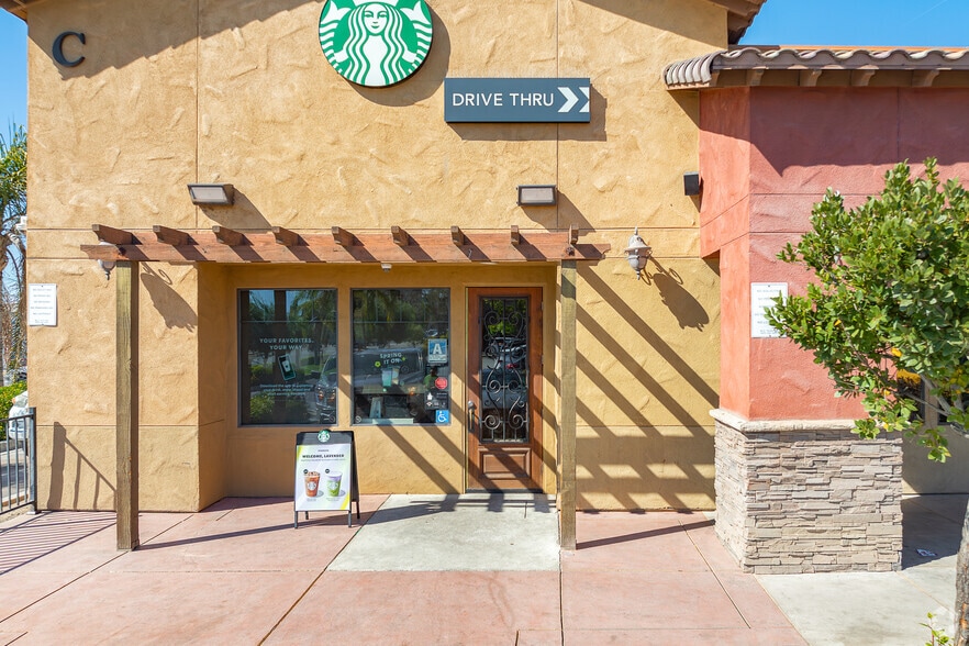 1201 24th St, Bakersfield, CA for sale - Building Photo - Image 3 of 8