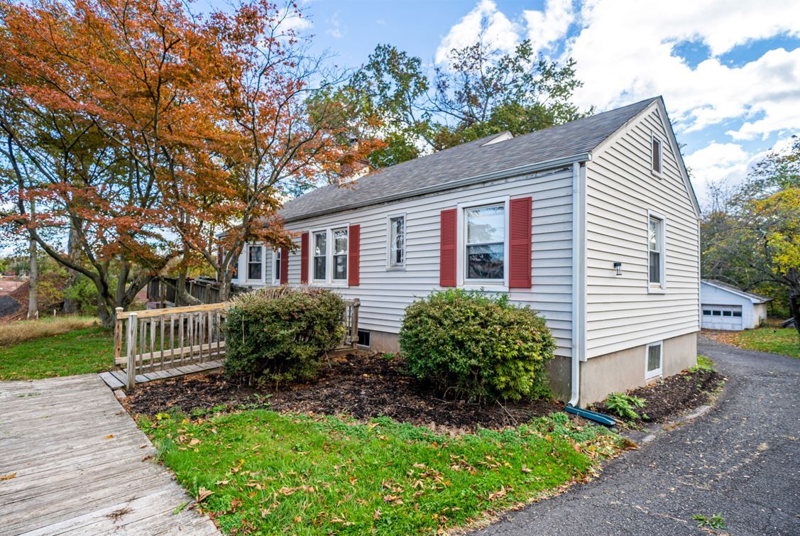 199 U.S. 206, Hillsborough, NJ for sale Primary Photo- Image 1 of 1