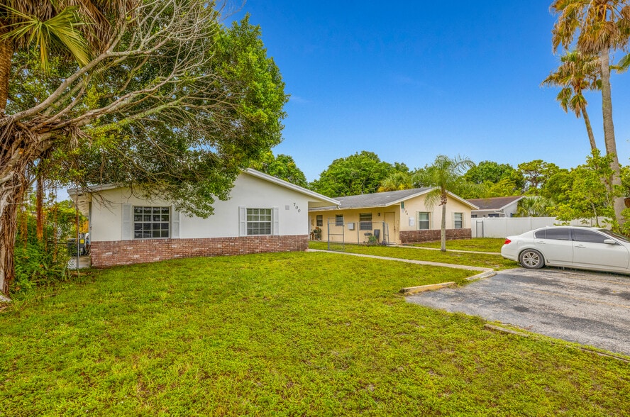 700-704 SW 16th Ave, Fort Lauderdale, FL for sale - Building Photo - Image 3 of 15