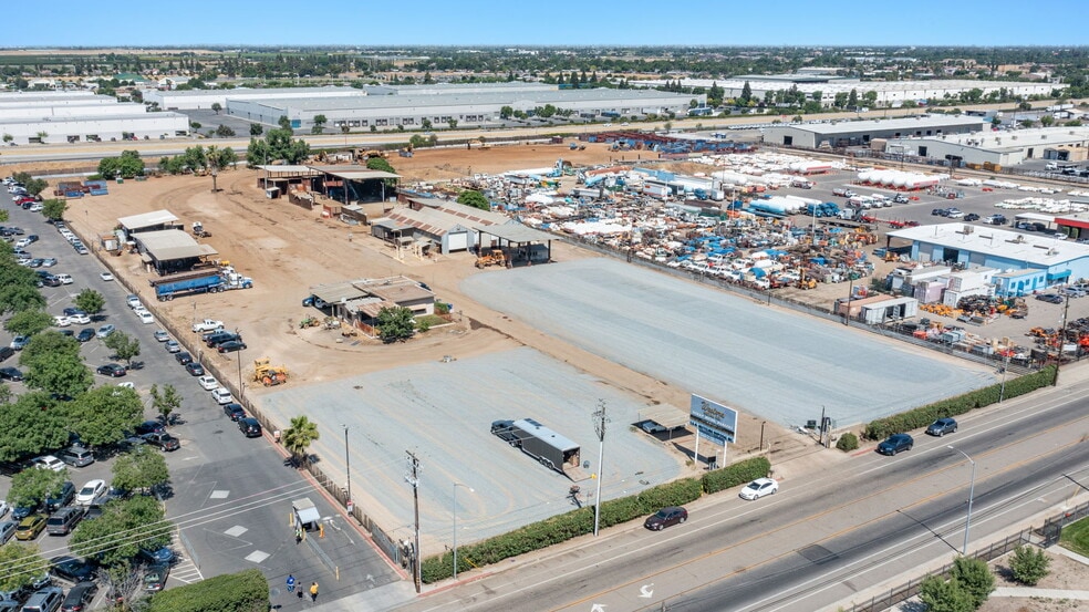 2910 S Cherry Ave, Fresno, CA for sale - Building Photo - Image 2 of 7