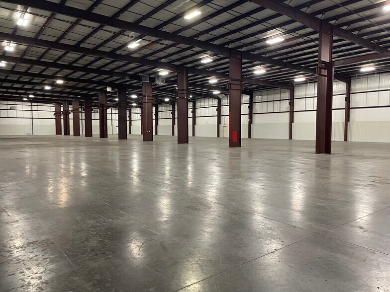 170 Marble Rd, Statesville, NC à vendre - Photo intérieure - Image 2 de 4