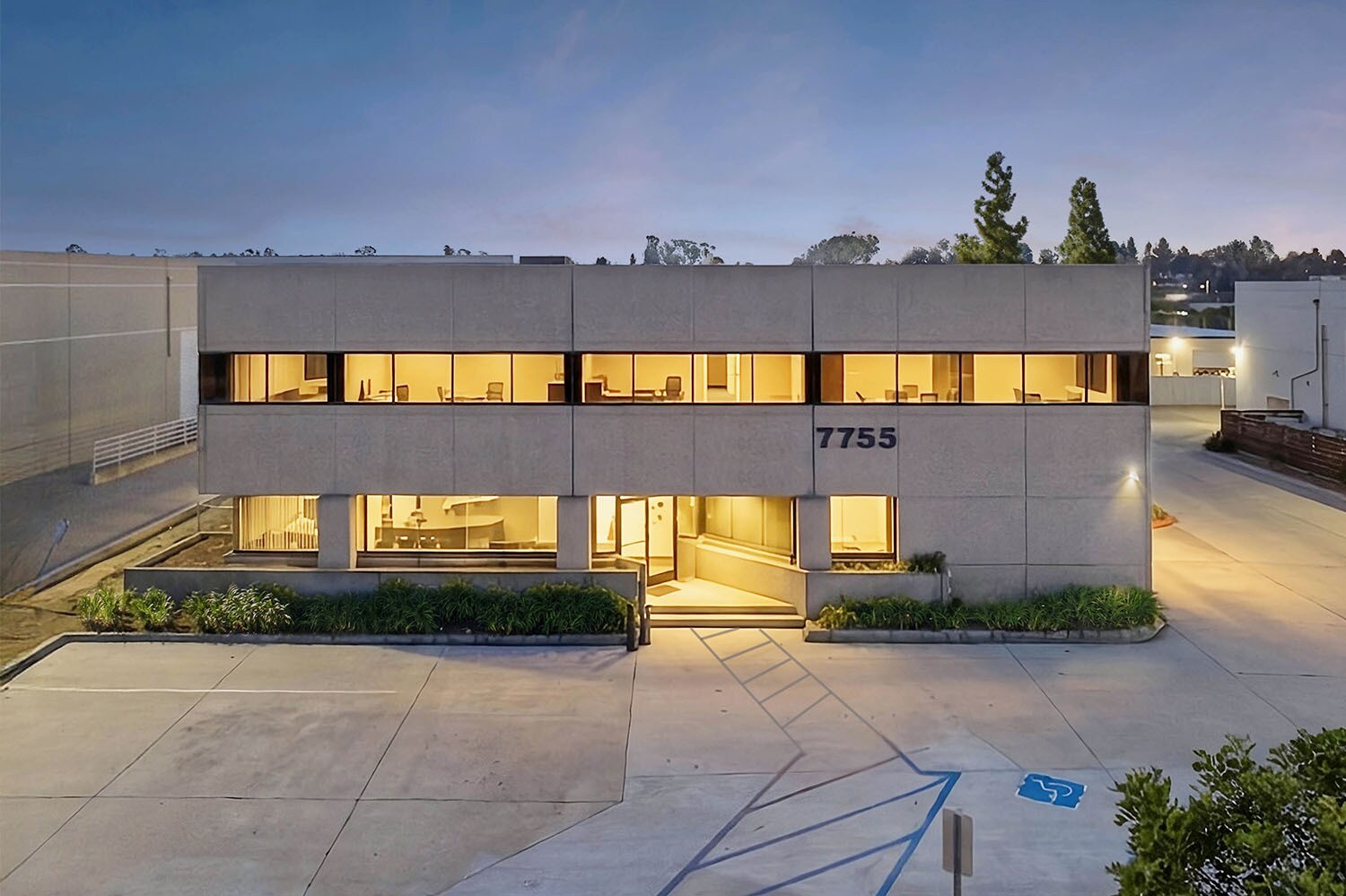 7755 Arjons Dr, San Diego, CA à vendre Photo principale- Image 1 de 15