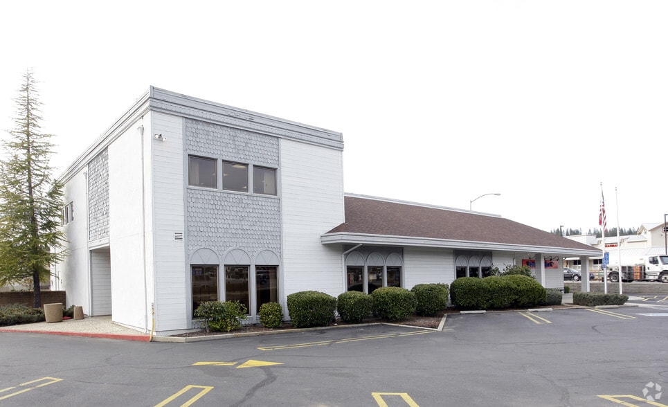 11720 Sutton Way, Grass Valley, CA for lease - Building Photo - Image 3 of 5