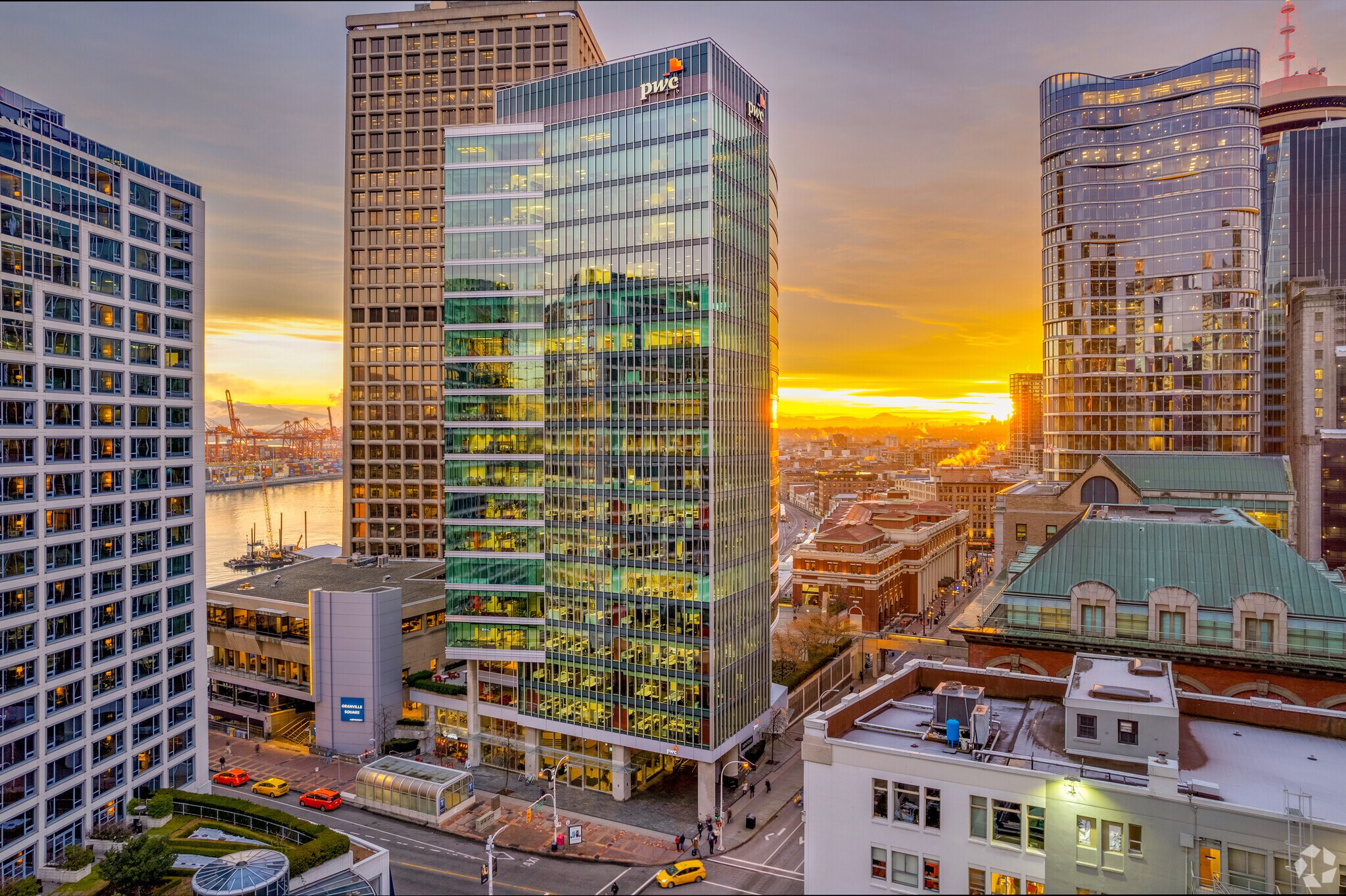 250 Howe St, Vancouver, BC for lease Primary Photo- Image 1 of 6