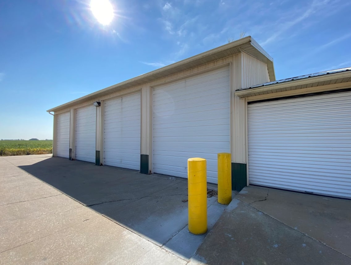 780 S Chicago St, Geneseo, IL for lease Building Photo- Image 1 of 10