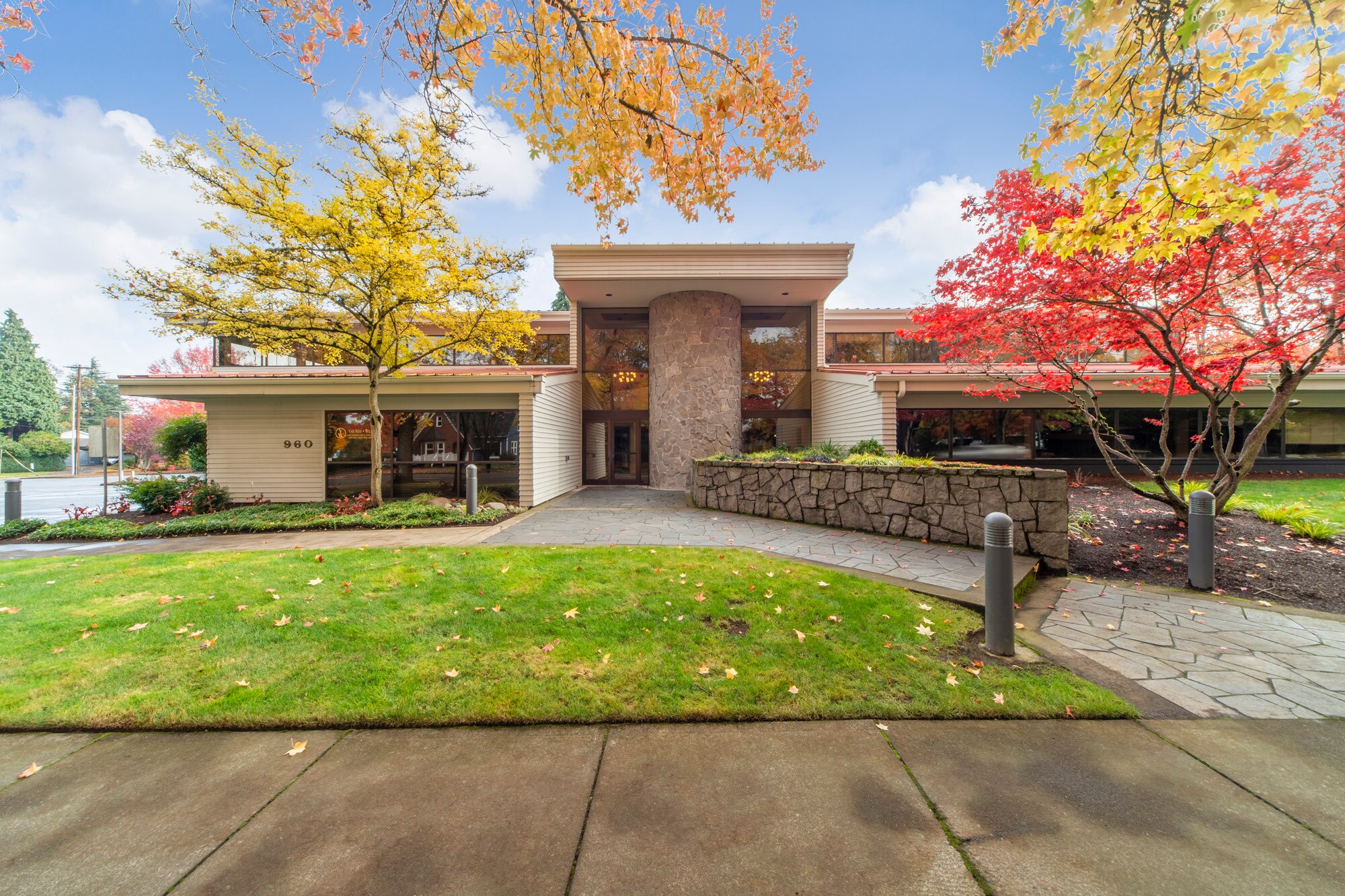 960 Liberty St SE, Salem, OR à vendre Photo du bâtiment- Image 1 de 1