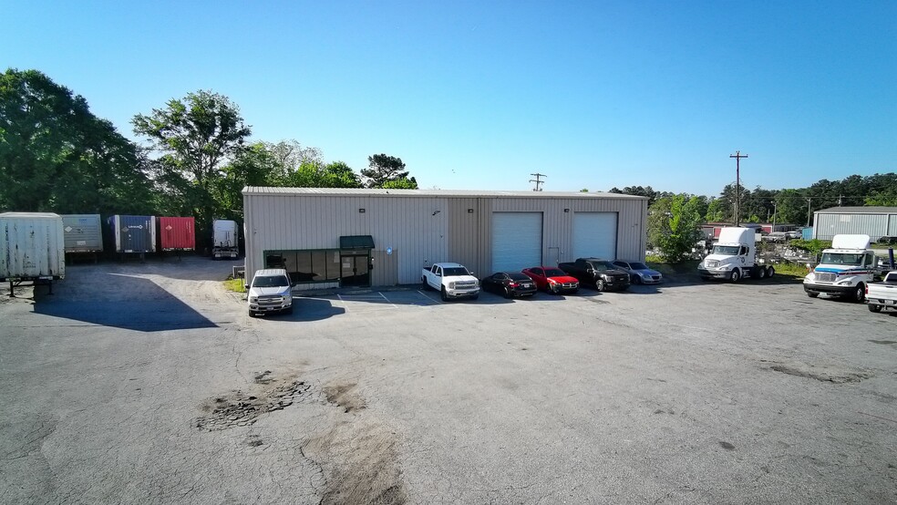 406 SE Broad St, Fairburn, GA à louer - Photo du bâtiment - Image 2 de 9