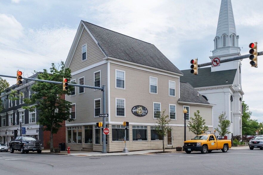 674-676 Main St, Laconia, NH à vendre - Photo du bâtiment - Image 1 de 1