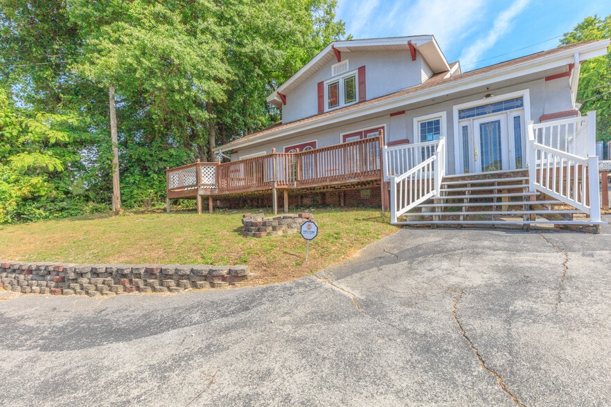 3709 Brainerd Rd, Chattanooga, TN à vendre - Photo du bâtiment - Image 2 de 26