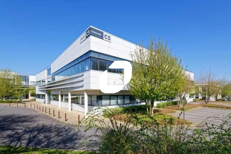 Bureau dans Cergy à louer - Photo du bâtiment - Image 2 de 25