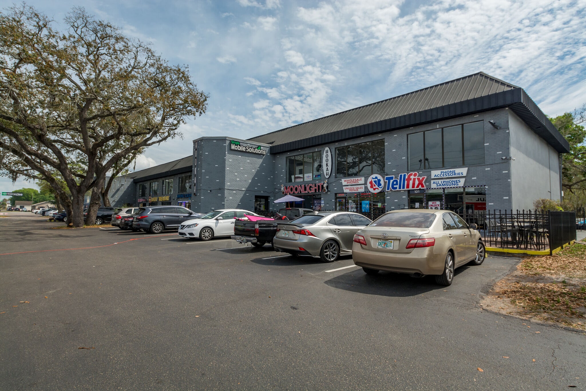 4815-4817 E Busch Blvd, Tampa, FL for lease Primary Photo- Image 1 of 28