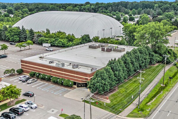 85 S Opdyke Rd, Auburn Hills, MI for lease Building Photo- Image 1 of 5