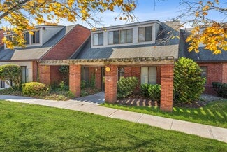 Plus de détails pour 35-37 Tamarack Cir, Skillman, NJ - Plusieurs types d'espaces à louer