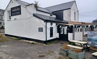 Plus de détails pour School Road, Summercourt - Commerce de détail à louer