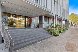 426 King St, Newcastle West à louer Photo du bâtiment- Image 1 de 11