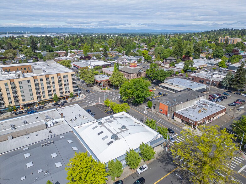 1714 Broadway St, Vancouver, WA à louer - Photo du bâtiment - Image 2 de 69