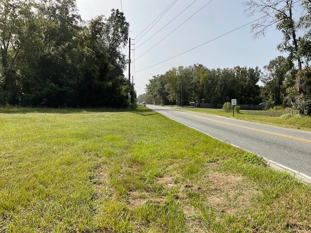 2398 Pinemount Road, Lake City, FL à vendre - Photo du bâtiment - Image 3 de 9