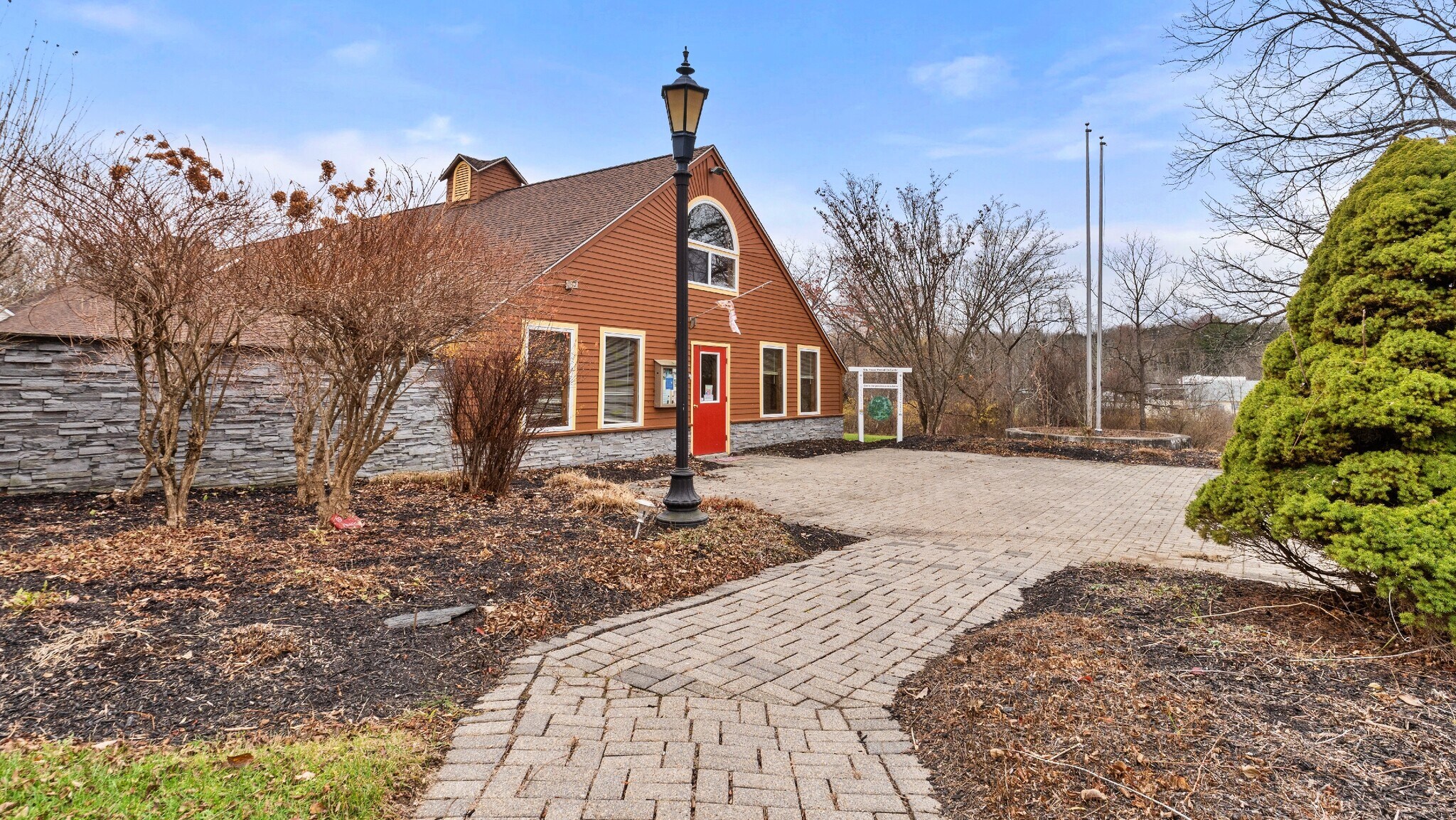 26 Benton Rd, Wassaic, NY à louer Photo principale- Image 1 de 2