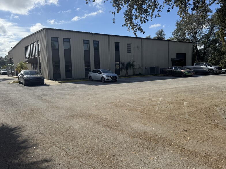 360 E Landstreet Rd, Orlando, FL for sale - Building Photo - Image 3 of 13