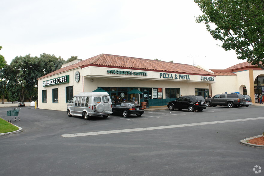 200-220 Saratoga Ave, Santa Clara, CA for lease - Building Photo - Image 2 of 5