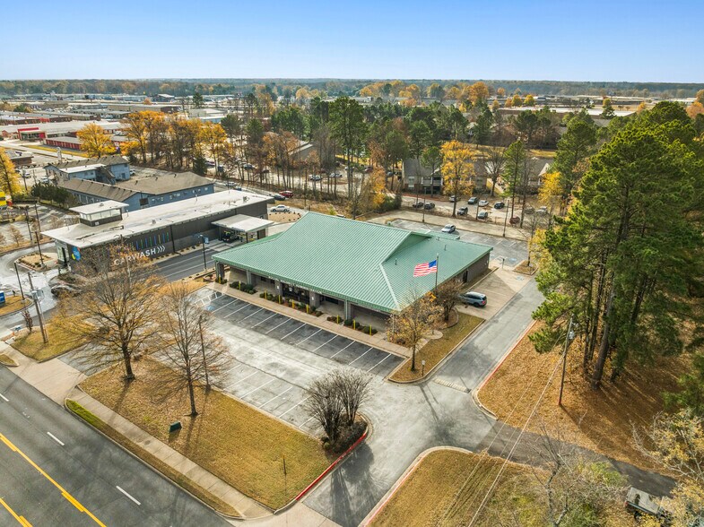 3608 E Kiehl Ave, Sherwood, AR à vendre - Photo du bâtiment - Image 2 de 5