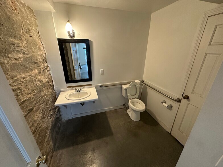 88 Boylston St, Brookline, MA à louer - Photo intérieure - Image 2 de 5