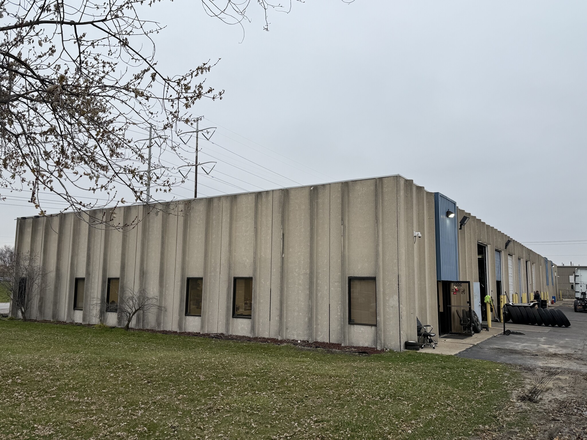 2031 N Griffith Blvd, Griffith, IN à louer Photo du bâtiment- Image 1 de 3