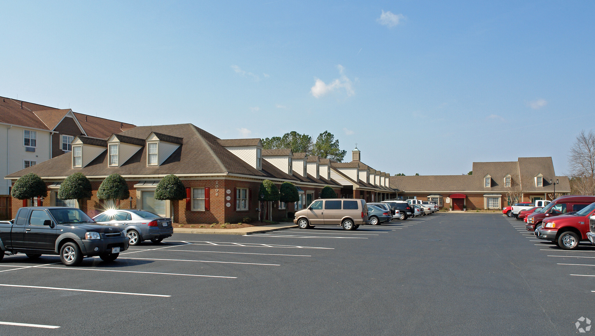 2006 Old Greenbrier Rd, Chesapeake, VA à vendre Photo principale- Image 1 de 1