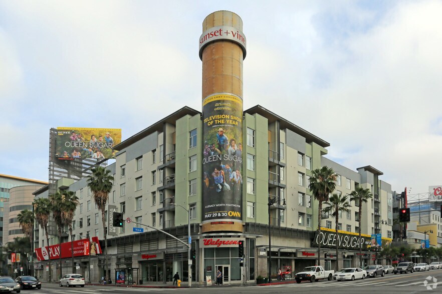 1555 Vine St, Los Angeles, CA à louer - Photo du bâtiment - Image 3 de 8