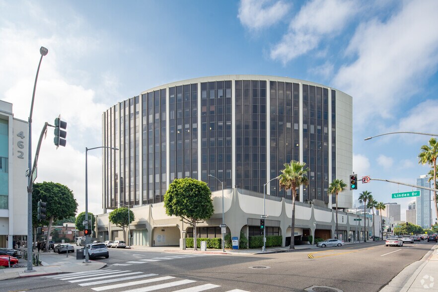 9777 Wilshire Blvd, Beverly Hills, CA à louer - Photo du bâtiment - Image 3 de 16