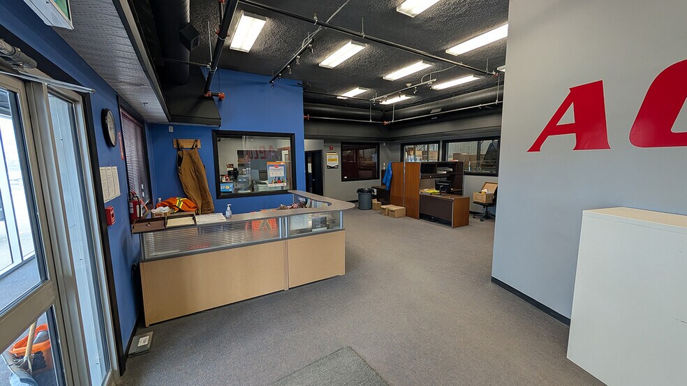 91 Lowson Cres, Winnipeg, MB à louer - Photo du bâtiment - Image 2 de 7