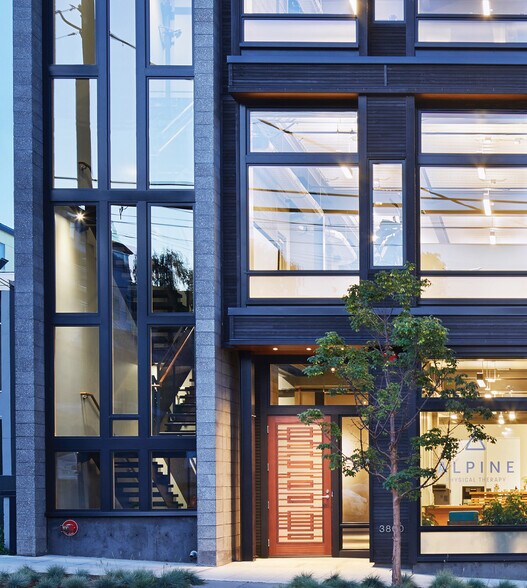 3800 Woodland Park Ave N, Seattle, WA à louer - Photo du bâtiment - Image 3 de 8