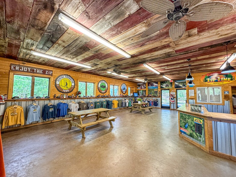 7849 US Highway 51, Minocqua, WI for sale - Building Photo - Image 3 of 28