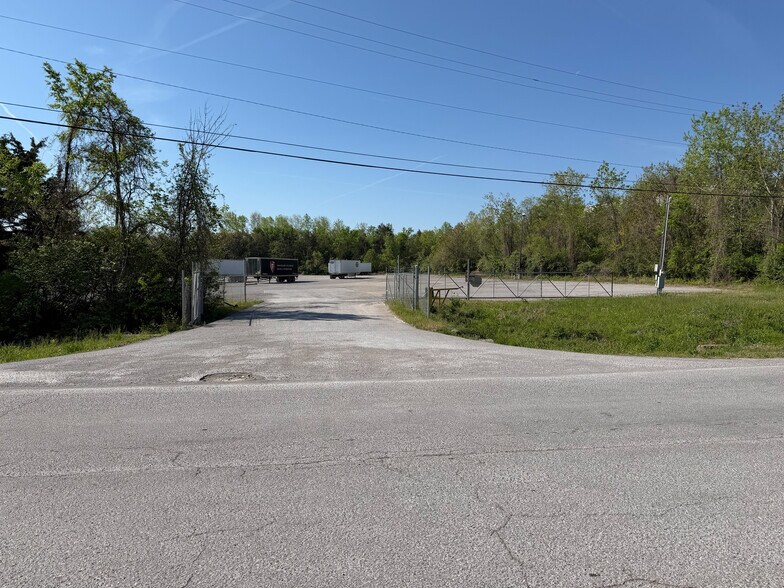 1725 Heil Quaker Blvd, La Vergne, TN for lease - Primary Photo - Image 1 of 3