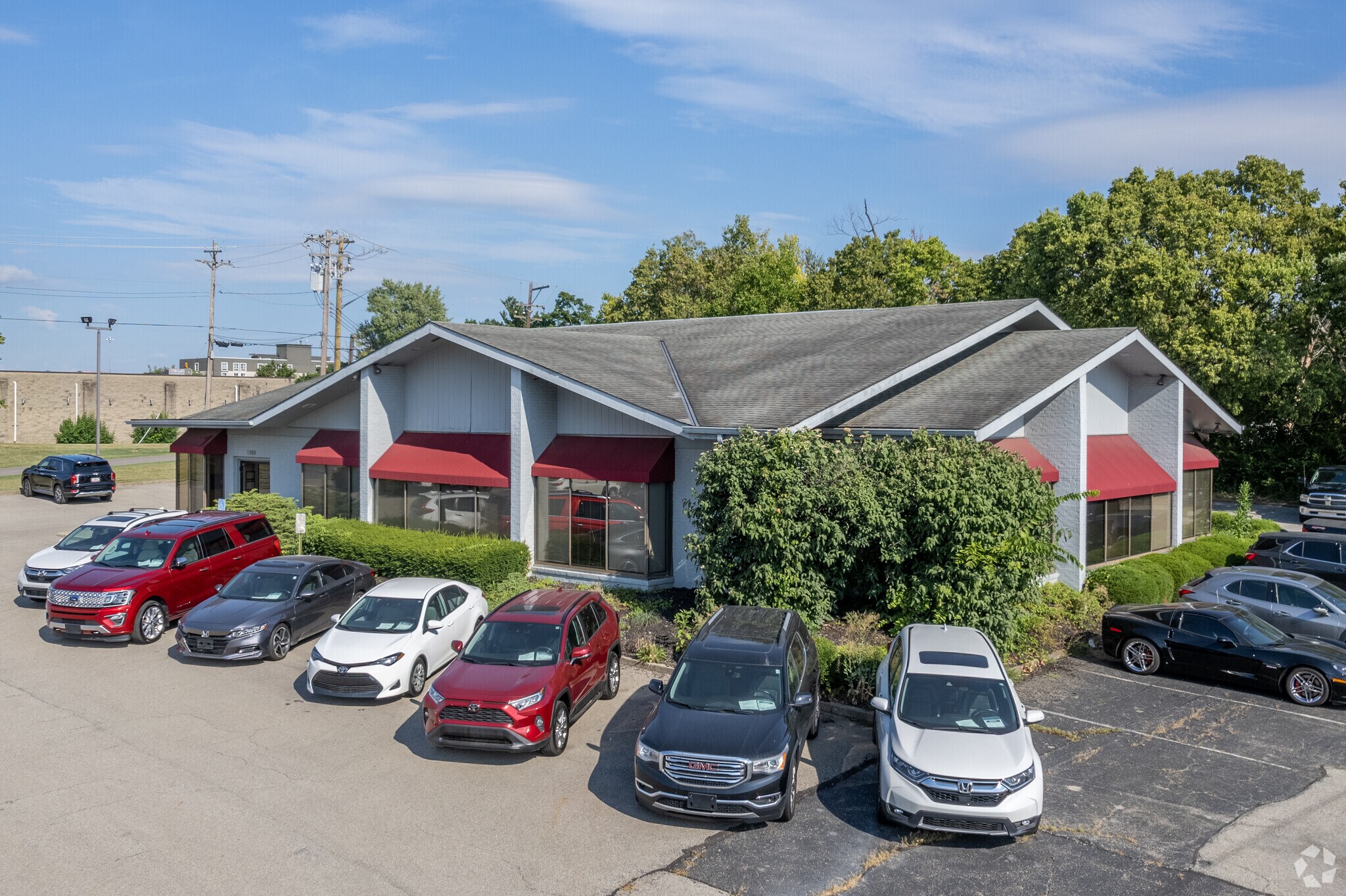 2400 E Sharon Rd, Sharonville, OH à vendre Photo principale- Image 1 de 5